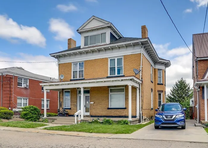 Pittsburgh Vacation Rental About 6 Mi To Downtown!